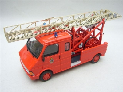 Citroen C35 porte echelle RIFFAUD sur chariot automoteur pompiers de Paris / MVI kits